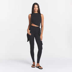 COTTON RIB LEGGING | SOOT ON A MODEL FRONT VIEW @ | FOCUS: 0.0, 1.0, 0.9
