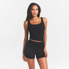 SOFT LOUNGE TANK | ONYX ON A MODEL FRONT VIEW @ | FOCUS: 0.0, 1.0, 0.9