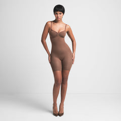 SEAMLESS SCULPT LOW BACK MID THIGH BODYSUIT | JASPER ON A MODEL FRONT VIEW