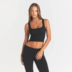 FITS EVERYBODY BALCONETTE BRA | ONYX ON A MODEL FRONT VIEW @ | FOCUS: 0.0, 1.0, 0.9