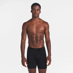 SKIMS STRETCH MENS 5" BOXER BRIEF | OBSIDIAN ON A MODEL FRONT VIEW