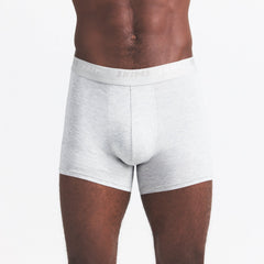 SKIMS STRETCH MENS 3" BOXER BRIEF 3-PACK | WOOD MULTI ON A MODEL SIDE VIEW @ | FOCUS: 0.0, 1.0, 0.9