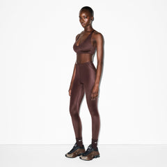 NikeSKIMS SHINE DRAWCORD 26" LEGGING | PHOENIX ON A MODEL FRONT VIEW @ | FOCUS: 0.0, 1.0, 0.9
