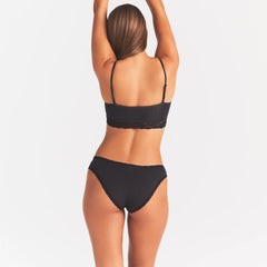 LIGHTWEIGHT COTTON LACE TRIM BRIEF | SOOT ON A MODEL FRONT VIEW @ | FOCUS: 0.0, 1.0, 0.9