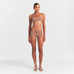 EVERYDAY COTTON SCOOP BRALETTE | SIENNA HEATHER ON A MODEL FRONT VIEW @ | FOCUS: 0.0, 1.0, 0.9