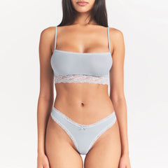 LIGHTWEIGHT COTTON STRAIGHT NECK BRALETTE | AIRSPACE ON A MODEL SIDE VIEW @ | FOCUS: 0.0, 1.0, 0.9
