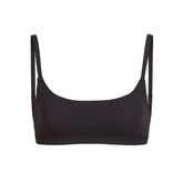FITS EVERYBODY SCOOP BRALETTE | ONYX (SCOOP BRALETTES) LAYS FLAT ON A WHITE BACKGROUND | FLT
