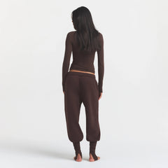 COTTON FLEECE JOGGER WITH RIB GAITERS | ESPRESSO ON A MODEL FRONT VIEW @ | FOCUS: 0.0, 1.0, 0.9