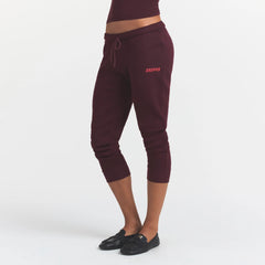 COTTON FLEECE LEGGING | CURRANT ON A MODEL SIDE VIEW @ | FOCUS: 0.0, 1.0, 0.9