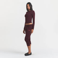 COTTON FLEECE LEGGING | CURRANT ON A MODEL FRONT VIEW @ | FOCUS: 0.0, 1.0, 0.9