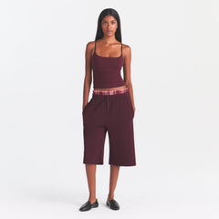 COTTON FLEECE LONG SHORT | CURRANT ON A MODEL FRONT VIEW @ | FOCUS: 0.0, 1.0, 0.9