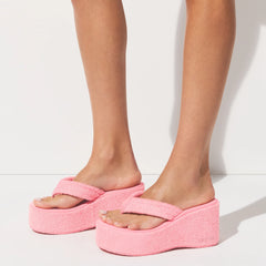 TERRY PLATFORM SANDAL | STONE ON A MODEL SIDE VIEW @ | FOCUS: 0.0, 1.0, 0.9