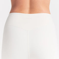 NikeSKIMS MATTE 26" LEGGING | IVORY ON A MODEL