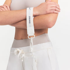 NikeSKIMS ACCESSORIES KEYCHAIN WRISTLET | IVORYON A MODEL