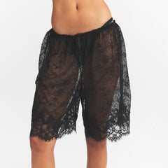 ULTRA FINE LACE SHORT | OBSIDIAN ON A MODEL FRONT VIEW @ | FOCUS: 0.0, 1.0, 0.9