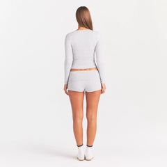 COTTON JERSEY SCOOP NECK LONG SLEEVE TOP | LIGHT HEATHER GREY ON A MODEL FRONT VIEW | FOCUS: 0.0, 1.0, 0.9