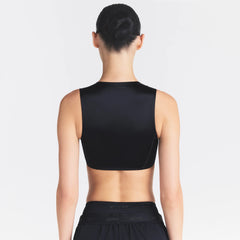 NikeSKIMS SATIN SHINE WIDE SCOOP BRA | OBSIDIAN ON A MODEL SIDE VIEW @ | FOCUS: 0.0, 1.0, 0.9