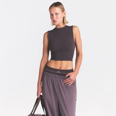 NikeSKIMS RIBBED SEAMLESS MUSCLE TANK | PHOENIX ON A MODEL SIDE VIEW @ | FOCUS: 0.0, 1.0, 0.9