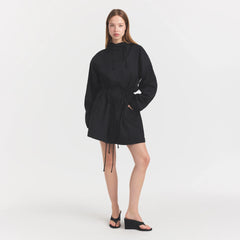 WOVEN COTTON OVERSIZED ANORAK | ONYX ON A MODEL FRONT VIEW @ | FOCUS: 0.0, 1.0, 0.9