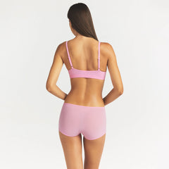 FITS EVERYBODY BOY SHORT | BUBBLE GUM ON A MODEL SIDE VIEW @ | FOCUS: 0.0, 1.0, 0.9
