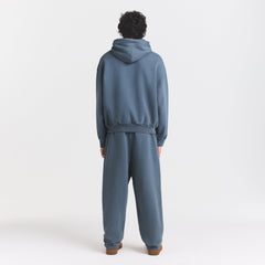 HEAVYWEIGHT FLEECE MENS JOGGER | KYANITE ON A MODEL FRONT VIEW @ | FOCUS: 0.0, 1.0, 0.9