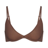 WEIGHTLESS SCOOP BRA | JASPER (SCOOP BRAS) LAYS FLAT ON A WHITE BACKGROUND | FLT