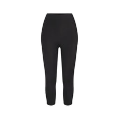 COOL SHAPEWEAR CAPRI | ONYX FLAT ON A WHITE BACKGROUND | FLT