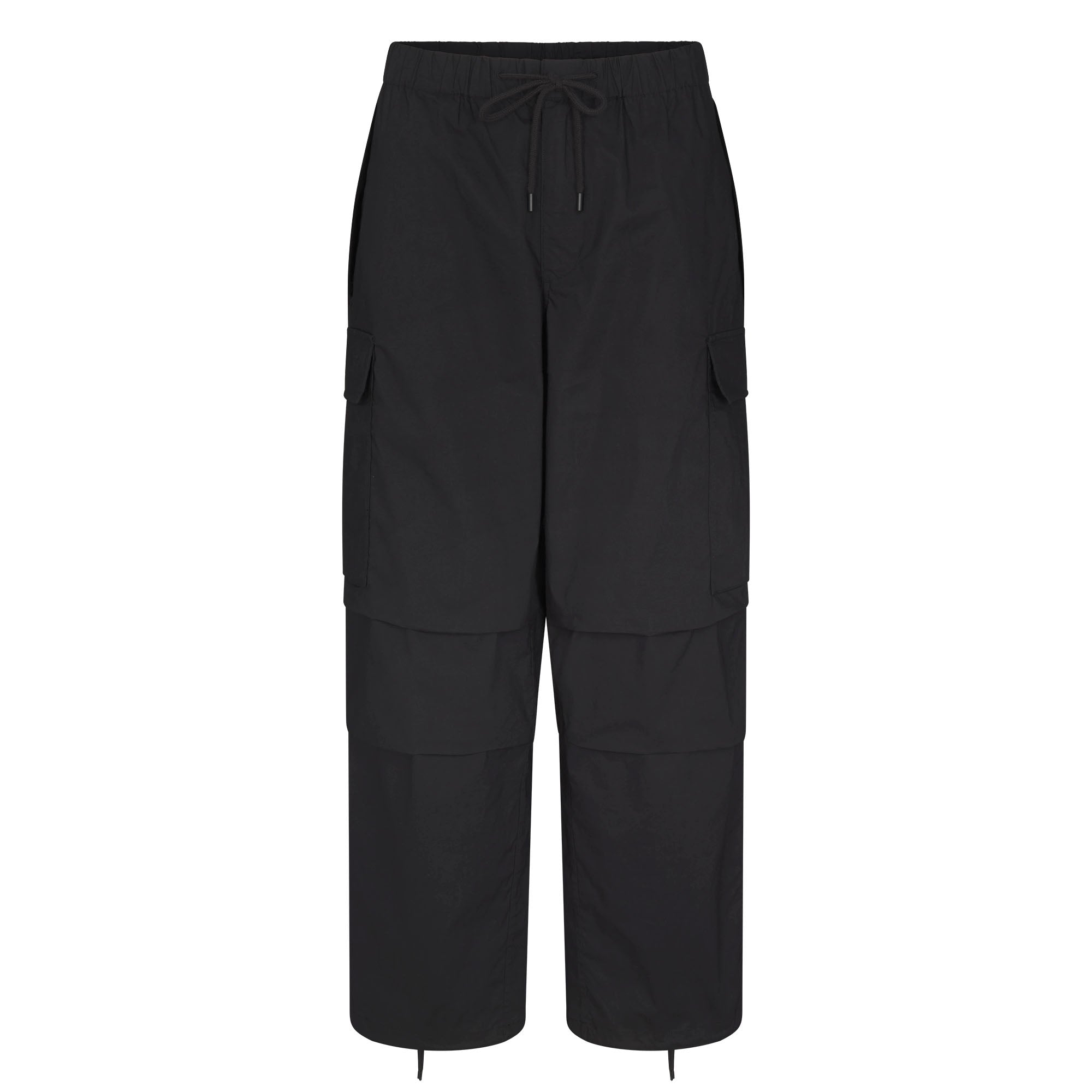 WOVEN COTTON OVERSIZED LOW RISE CARGO PANT | ONYX FLAT ON A WHITE BACKGROUND | FLT