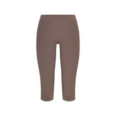REFINED KNIT CAPRI | AMETHYST FLAT ON A WHITE BACKGROUND | FLT