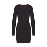 WOOL RIB HENLEY DRESS | OBSIDIAN FLAT ON A WHITE BACKGROUND | FLT