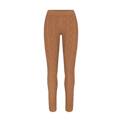 SWEATER KNIT LEGGING | DARK HONEY FLAT ON A WHITE BACKGROUND | FLT