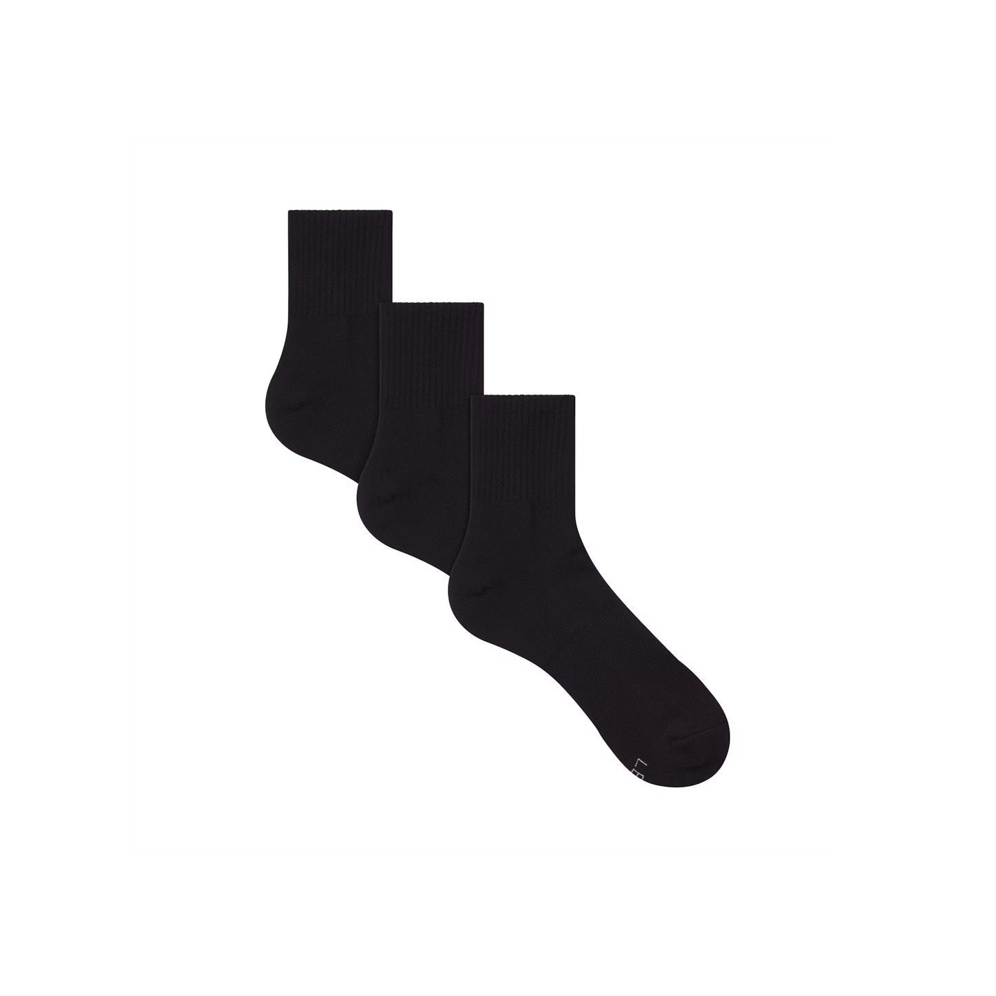 MENS QUARTER CREW SOCK 3-PACK | ONYX FLAT ON A WHITE BACKGROUND | FLT | FOCUS: 0.0, 1.0, 0.9