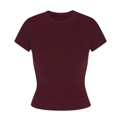 FITS EVERYBODY T-SHIRT | CURRANT FLAT ON A WHITE BACKGROUND | FLT@ | FOCUS: 0.0, 1.0, 0.9
