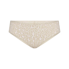 LIGHTWEIGHT COTTON RUCHED BACK HIPSTER | DELTA LEOPARD FLAT ON A WHITE BACKGROUND | FLT