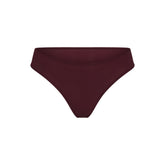FITS EVERYBODY THONG | CURRANT FLAT ON A WHITE BACKGROUND | FLT