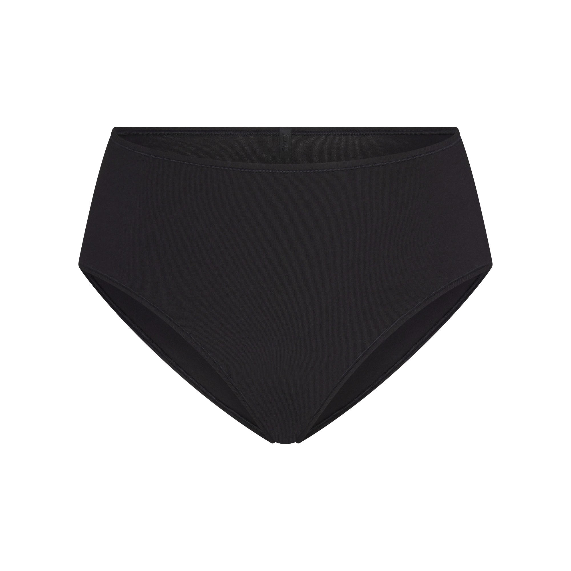 EVERYDAY COTTON BRIEF | ONYX FLAT ON A WHITE BACKGROUND | FLT