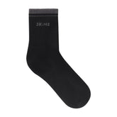 RIBBED QUARTER CREW LOGO SOCK | ONYX AND DARK HEATHER GREY & LAYS FLAT ON A WHITE BACKGROUND | FLT