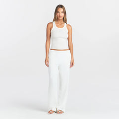 COTTON RIB SCOOP NECK TANK | MARBLE ON A MODEL FRONT VIEW @ | FOCUS: 0.0, 1.0, 0.9