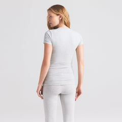 COTTON JERSEY MATERNITY T-SHIRT | LIGHT HEATHER GREY ON A MODEL SIDE VIEW | FOCUS: 0.0, 1.0, 0.9