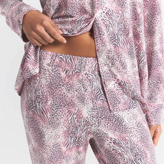 SKIMS SLEEP LONG SLEEVE BUTTON UP SET | BLOOM MINI MULTI ANIMAL ON A MODEL FRONT VIEW @ | FOCUS: 0.0, 1.0, 0.9