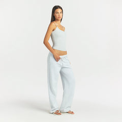 COTTON FLEECE CLASSIC STRAIGHT LEG PANT | LIGHT HEATHER GREY ON A MODEL SIDE VIEW @ | FOCUS: 0.0, 1.0, 0.9