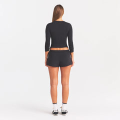COTTON RIB LONG SLEEVE T-SHIRT | SOOT ON A MODEL FRONT VIEW @ | FOCUS: 0.0, 1.0, 0.9