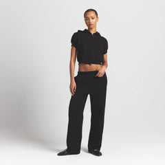 COTTON FLEECE BUBBLE SLEEVE CROPPED ZIP UP | ONYX ON A MODEL FRONT VIEW S | FOCUS: 0.0, 1.0, 0.9