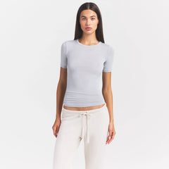 SHEER MODAL LONG T-SHIRT | HEATHER GREY ON A MODEL SIDE VIEW @ | FOCUS: 0.0, 1.0, 0.9
