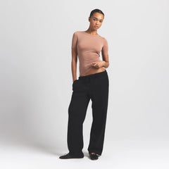 SHEER MODAL LONG T-SHIRT | SIENNA ON A MODEL FRONT VIEW S | FOCUS: 0.0, 1.0, 0.9