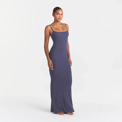 SOFT LOUNGE LONG SLIP DRESS | SLEET ON A MODEL FRONT VIEW@ | FOCUS: 0.0, 1.0, 0.9