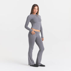 COTTON JERSEY FOLDOVER PANT | DARK HEATHER GREY ON A MODEL SIDE VIEW@ | FOCUS: 0.0, 1.0, 0.9