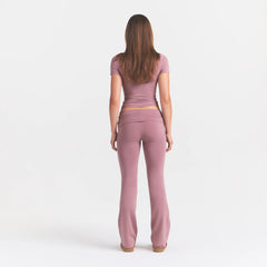 COTTON JERSEY FOLDOVER PANT | MUTED MAUVE ON A MODEL BACK VIEW @ | FOCUS: 0.0, 1.0, 0.9