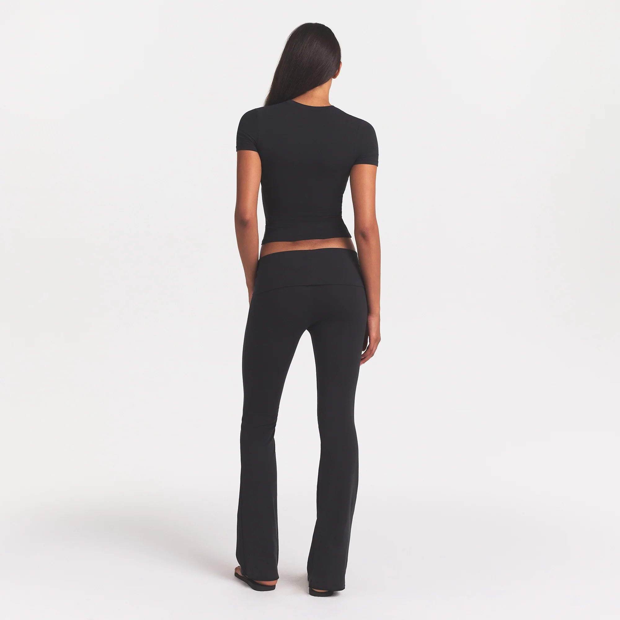 COTTON JERSEY FOLDOVER PANT | SOOT ON A MODEL BACK VIEW @ | FOCUS: 0.0, 1.0, 0.9