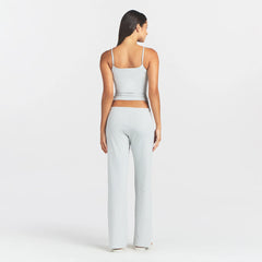 COTTON JERSEY STRAIGHT LEG PANT | LIGHT HEATHER GREY ON A MODEL BACK VIEW